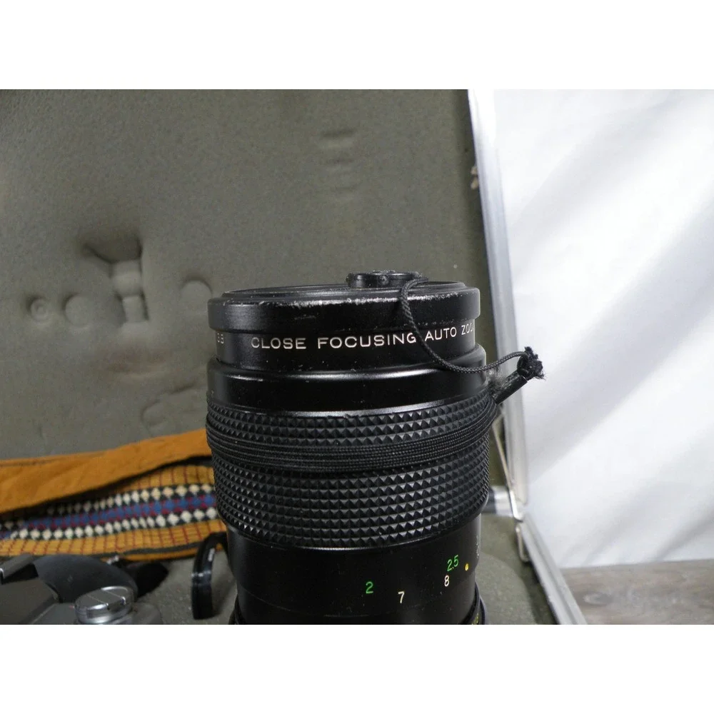 Minolta SRT 202 CLC 35mm Film Camera Kit w/ MC Rokkor-X 50mm, Vivitar, Braun